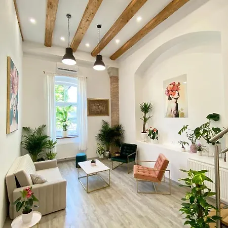 Lux Apartman *